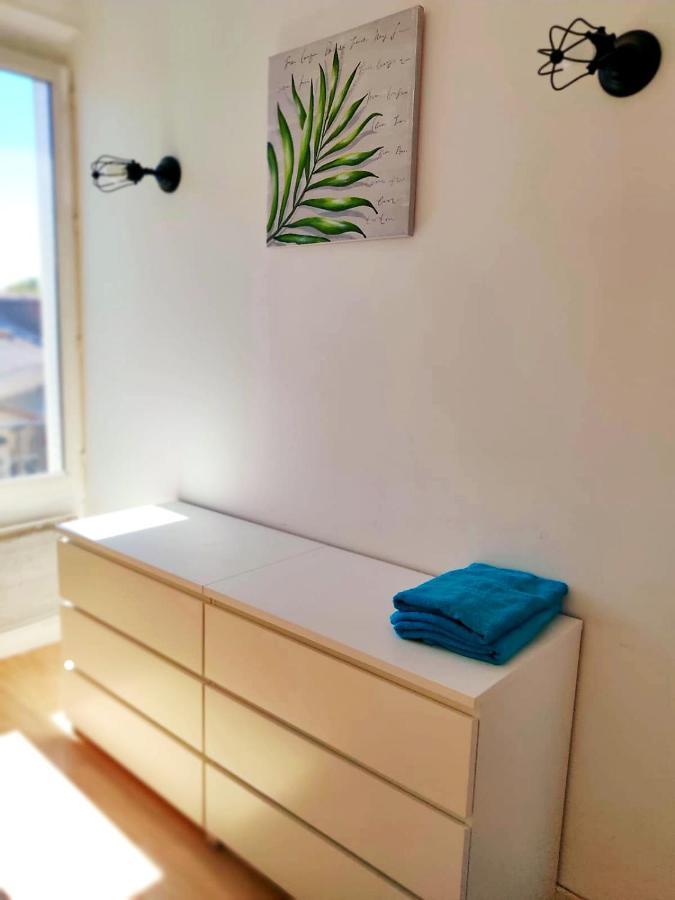 Sw Cosy Apart - Chambly Persan Roissy Экстерьер фото
